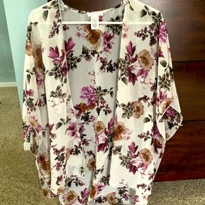 Beautiful floral kimono style blouse